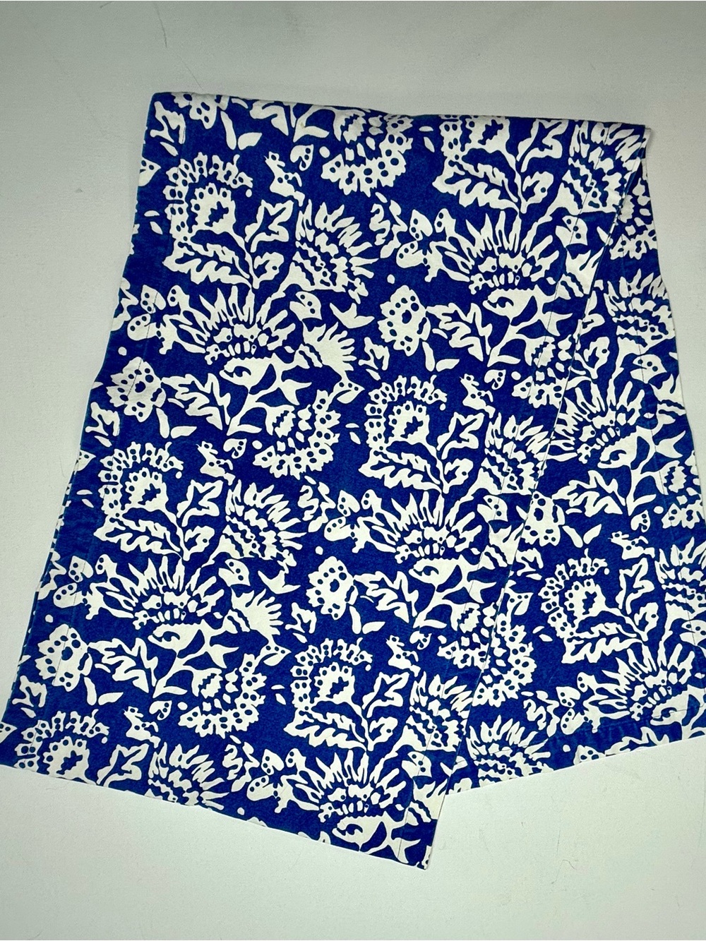 Crate&Barrel Tamara Blue Floral Hand Block Print Table Runner 90" measures 87”